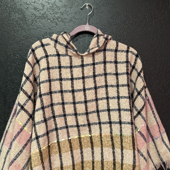 ANDRE MARC Multicolored Women Cape Knitted Hooded Poncho - Picture 3 of 4